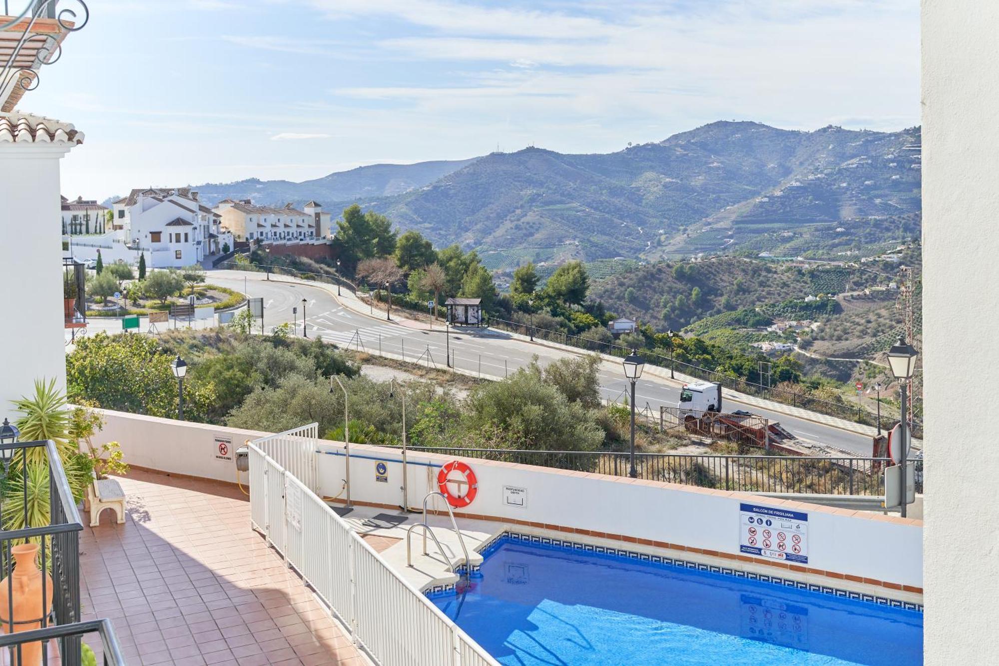 Apartment In Balcon De Frigiliana Luaran gambar